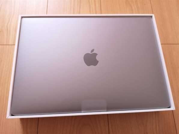 Apple MacBook Air Retinaディスプレイ 13.3 MGN73J/A [スペースグレイ
