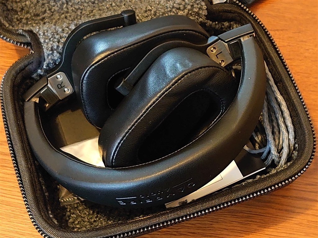 携帯可能な有線ヘッドホン』 Campfire Audio CASCADE Uehara課長さんの