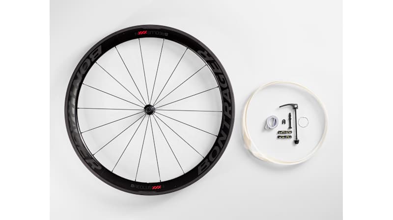 Bontrager Aeolus XXX 4 TLR Clincher Road Wheel - Trek Bikes