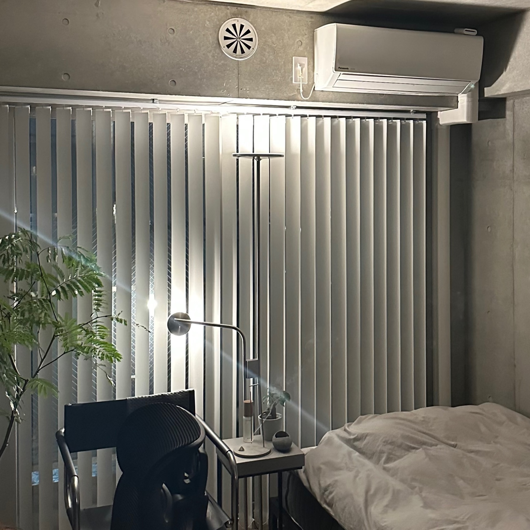 IKEA/イケア/通販]ISJAKT イスヤクト LEDフロアアップライト/読書