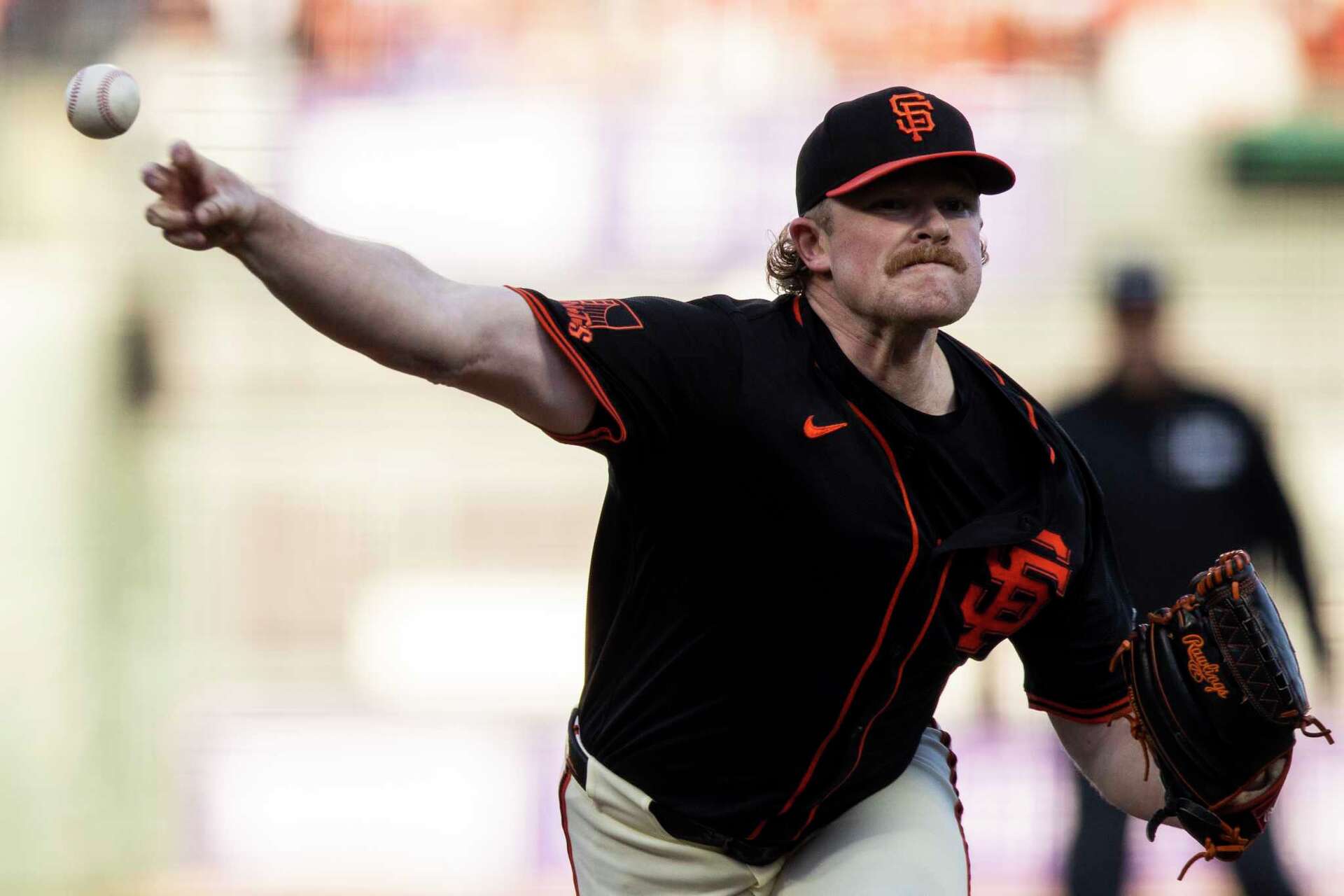 Giants lit up by Dodgers, miss chance to leap Mets for wild-card spot