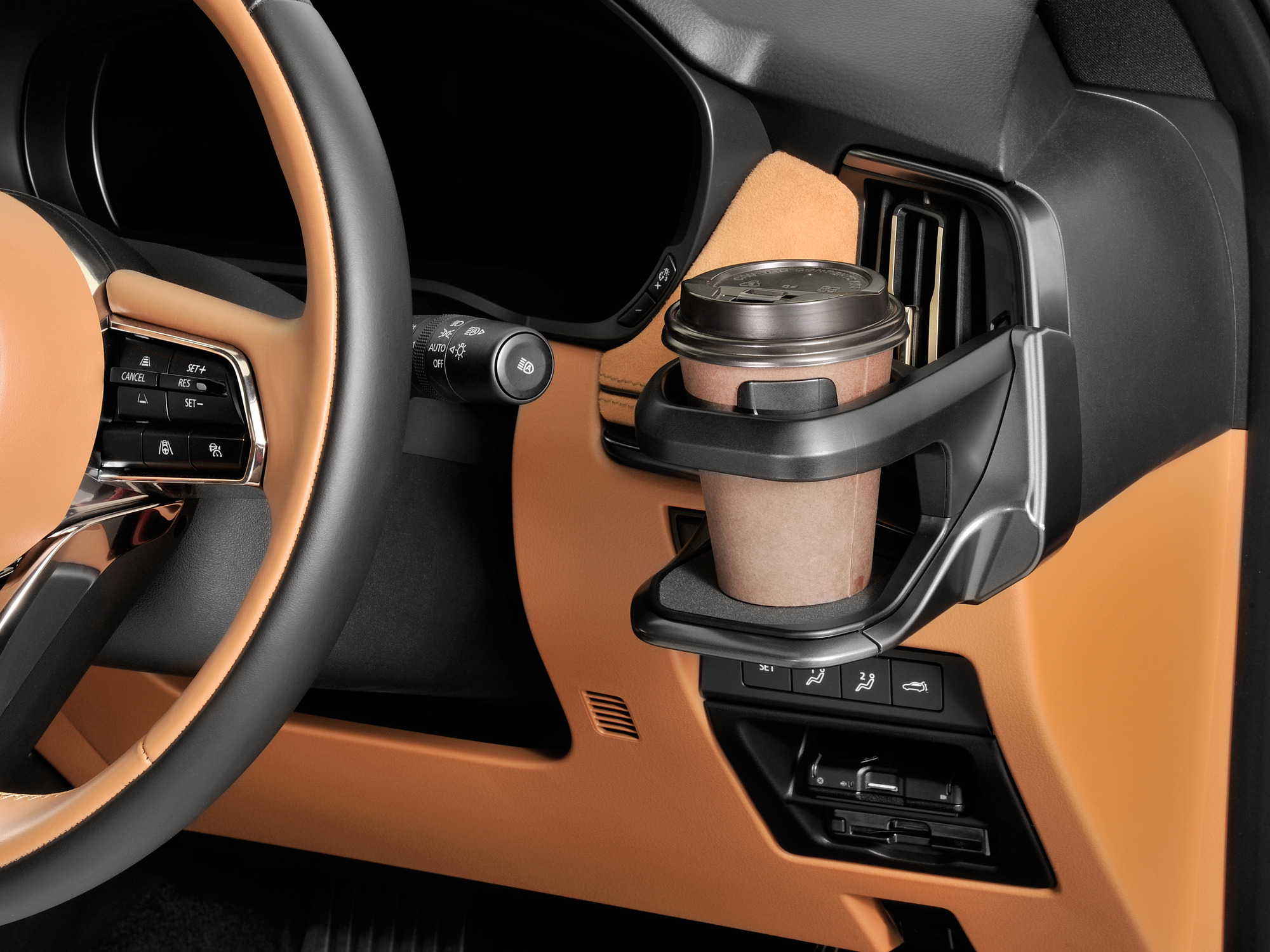 CX-80にも対応！初期入荷分は4日で完売の人気「マツダCX-60専用