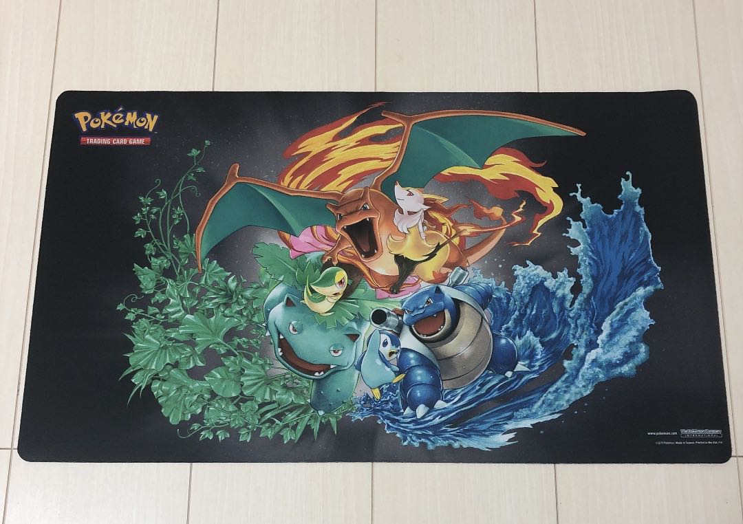 未使用品 海外版 公式 リザードン プレイマット フシギバナ カメックス