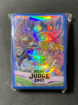 遊戯王 ASIA JUDGE 2017 スリーブ トゥーン スリーブ 未開封の通販