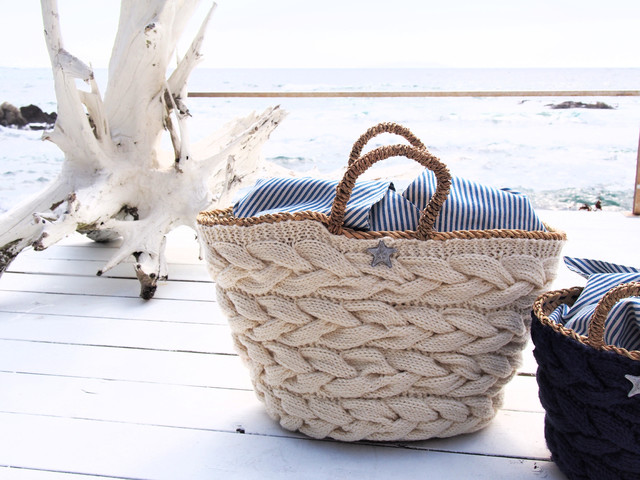 おばあちゃんとお母さんが編み上げる、世界で一つのニットバッグ