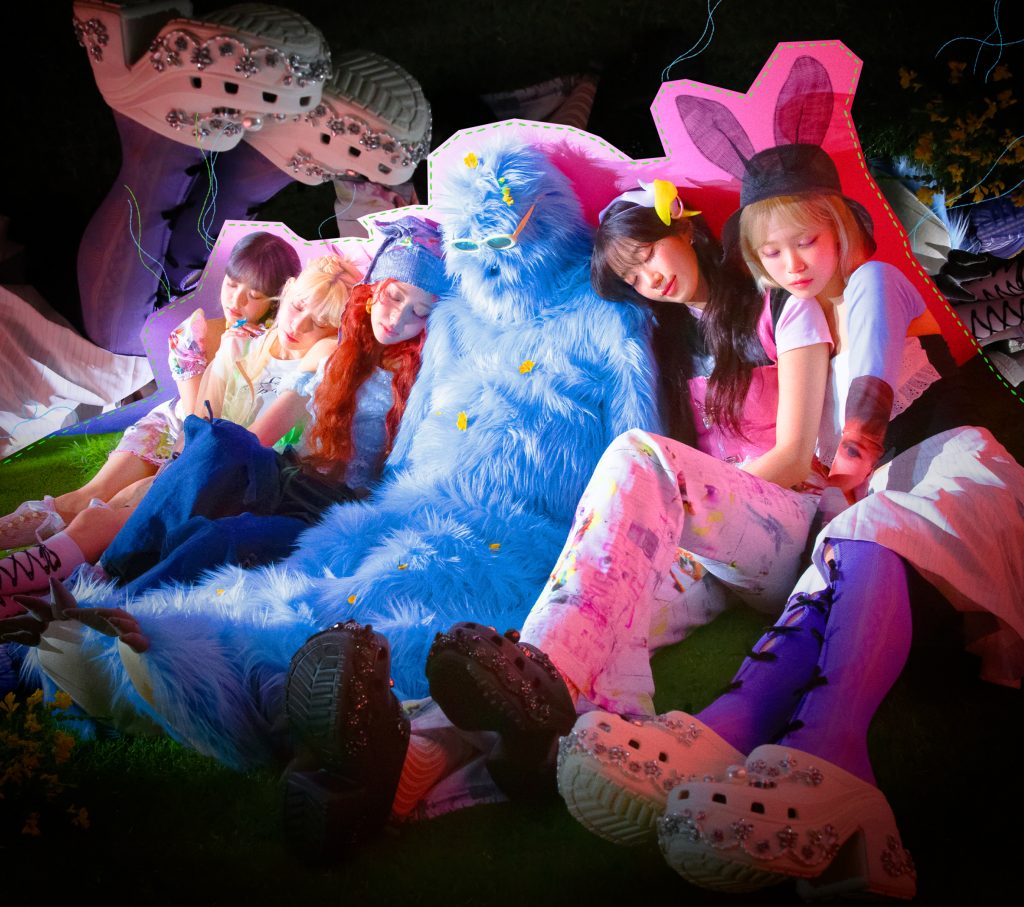 LE SSERAFIM】 日本3rdシングル 'CRAZY' 発売記念「全員サイン会」