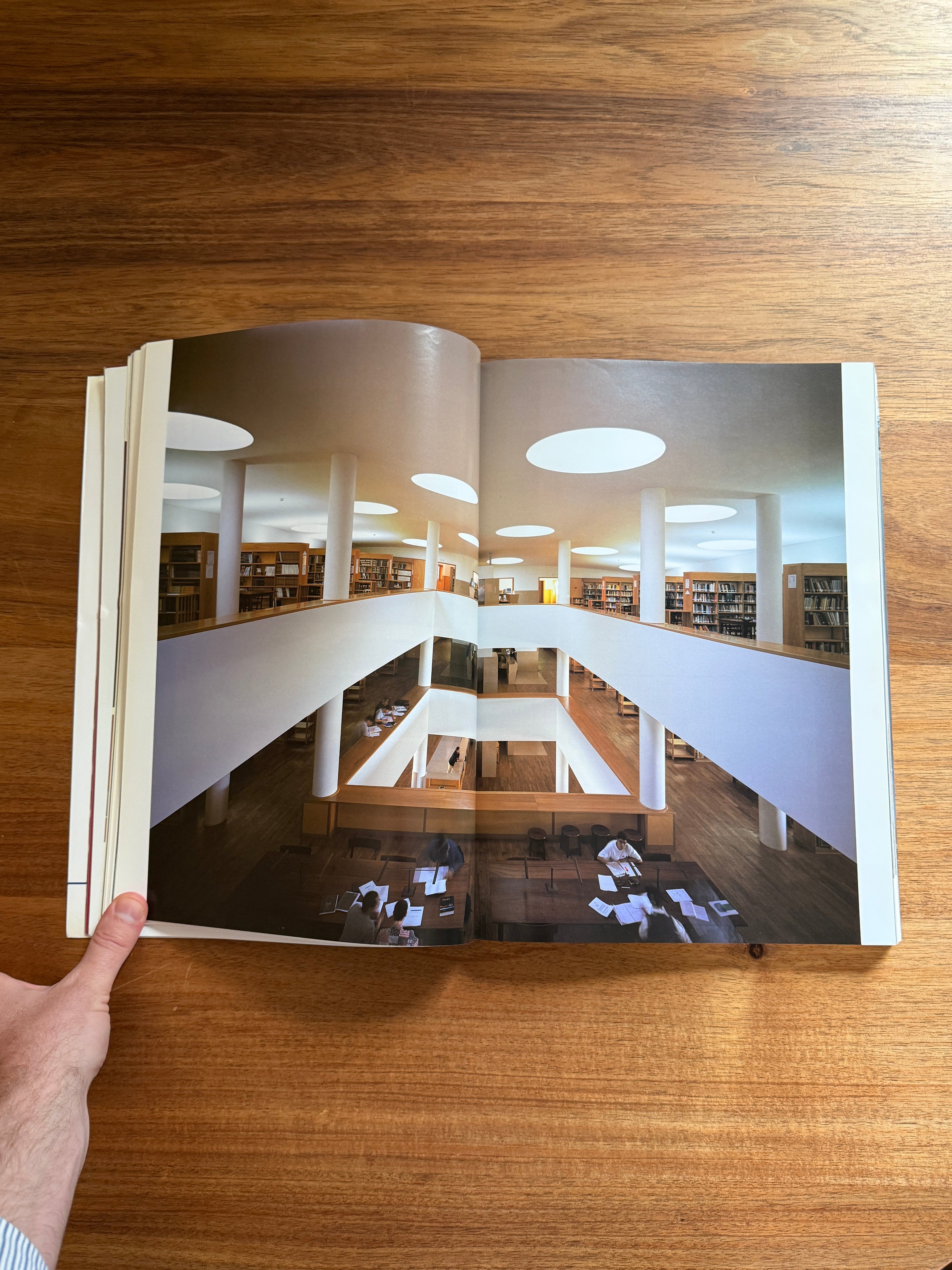 El Croquis: Alvaro Siza 1995-1999 – Sams Book Shop