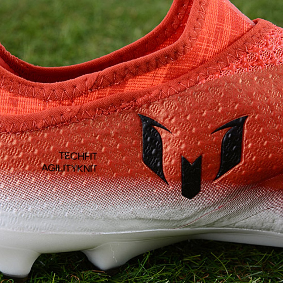 adidas アディダス メッシ 16+ ピュアアジリティー FG/AG(レッド