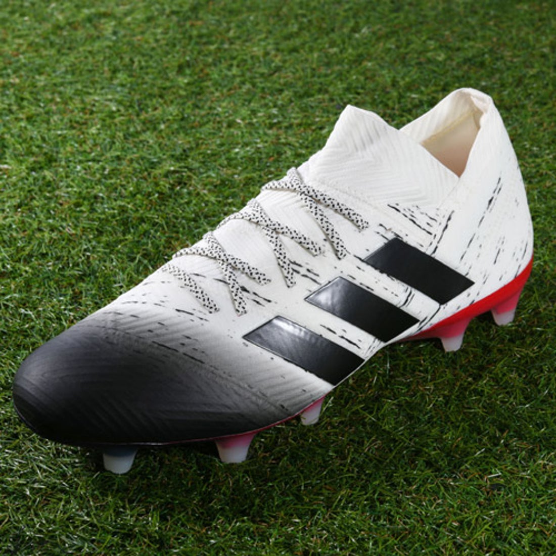 adidas アディダス ネメシス 18.1 FG/AG(ホワイト×ブラック) BB9425