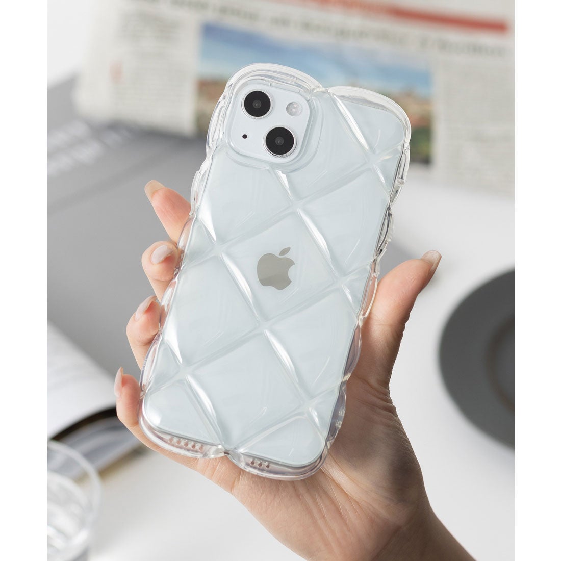 エモニーク emonique キルティング クリア レーザー iPhoneケース