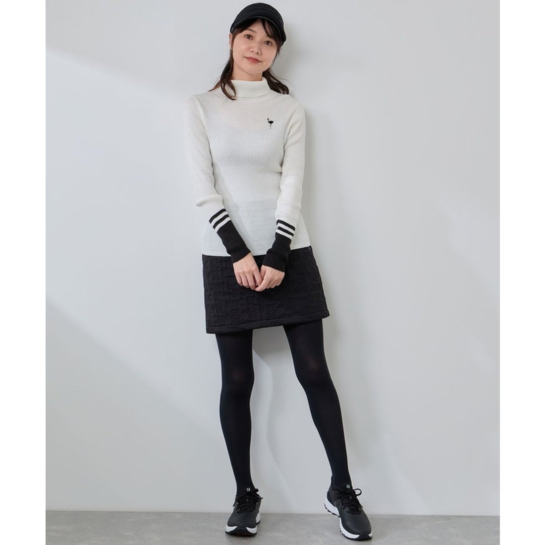 ジュンアンドロペ JUN & ROPE' バイカラー切替リブタートルニット