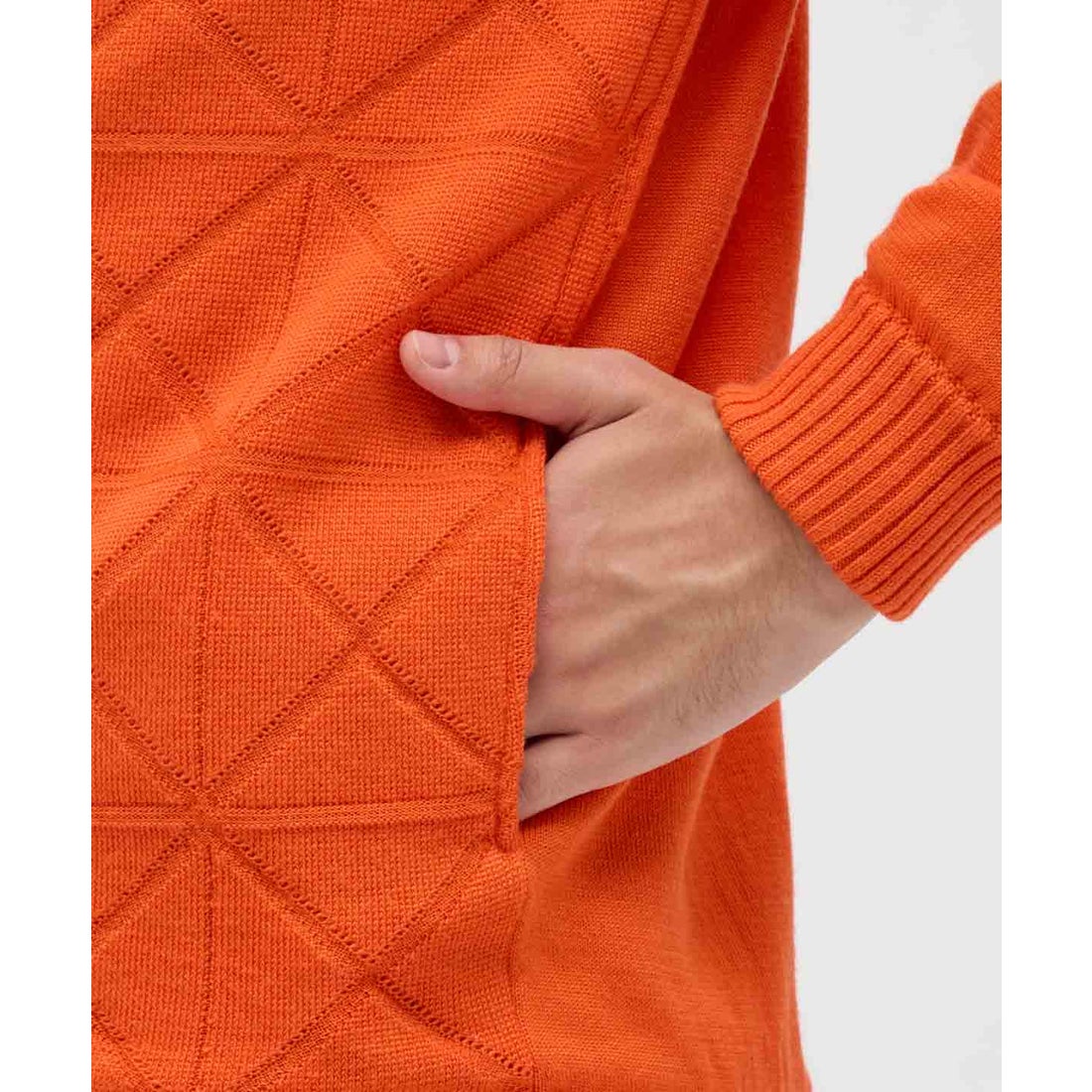 マンシングウェア MUNSINGWEAR 防風裏地付きフルジップ地柄セーター