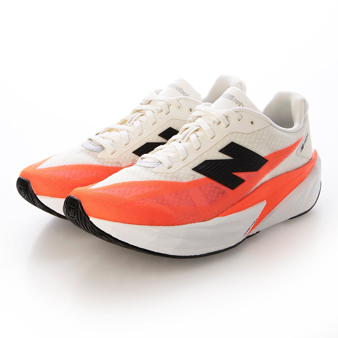 New Balance ニューバランス FuelCell Rebel v5(ホワイト×レッド