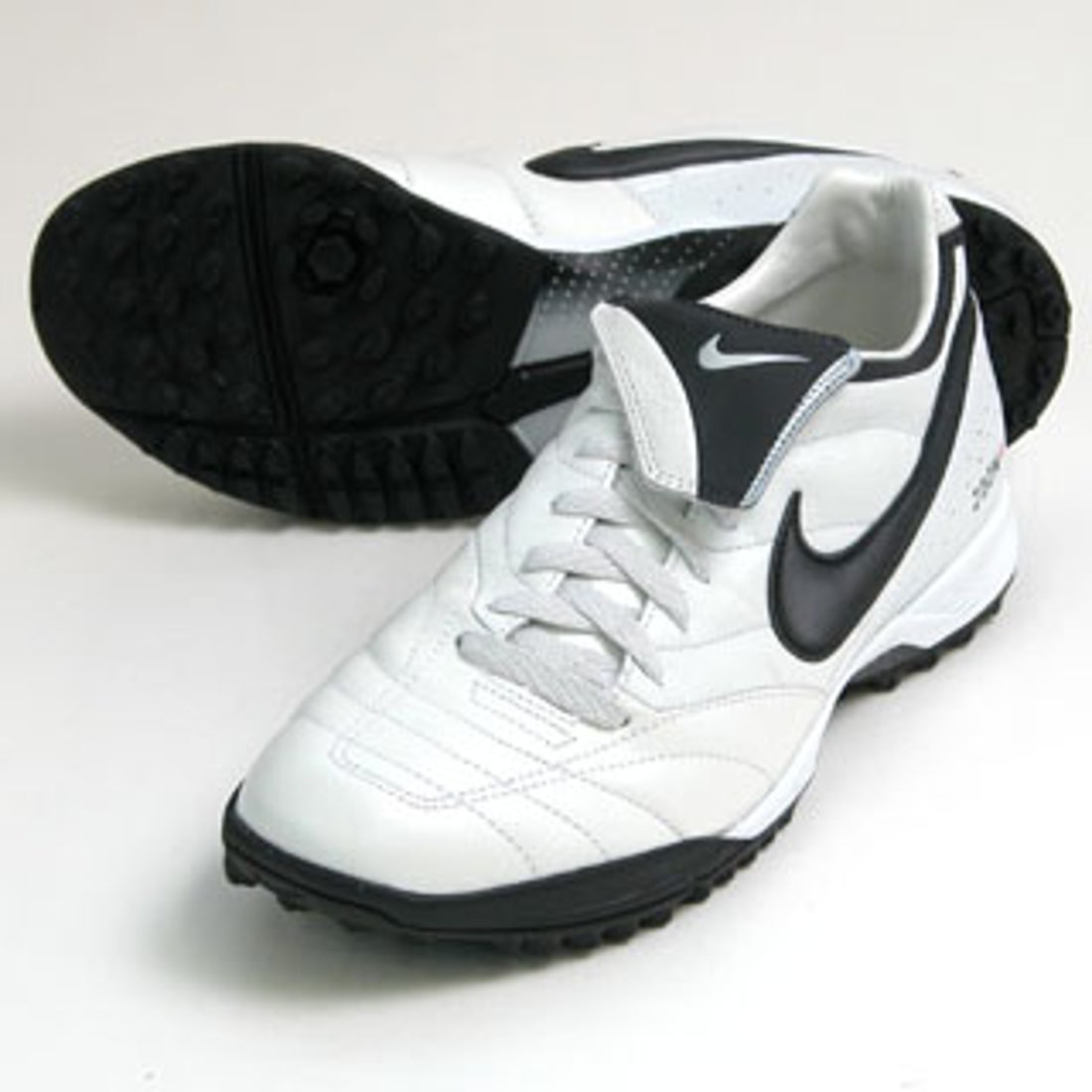 NIKE ナイキ エア ズーム ブラジリアン TF(ホワイト×ブラック) 311388