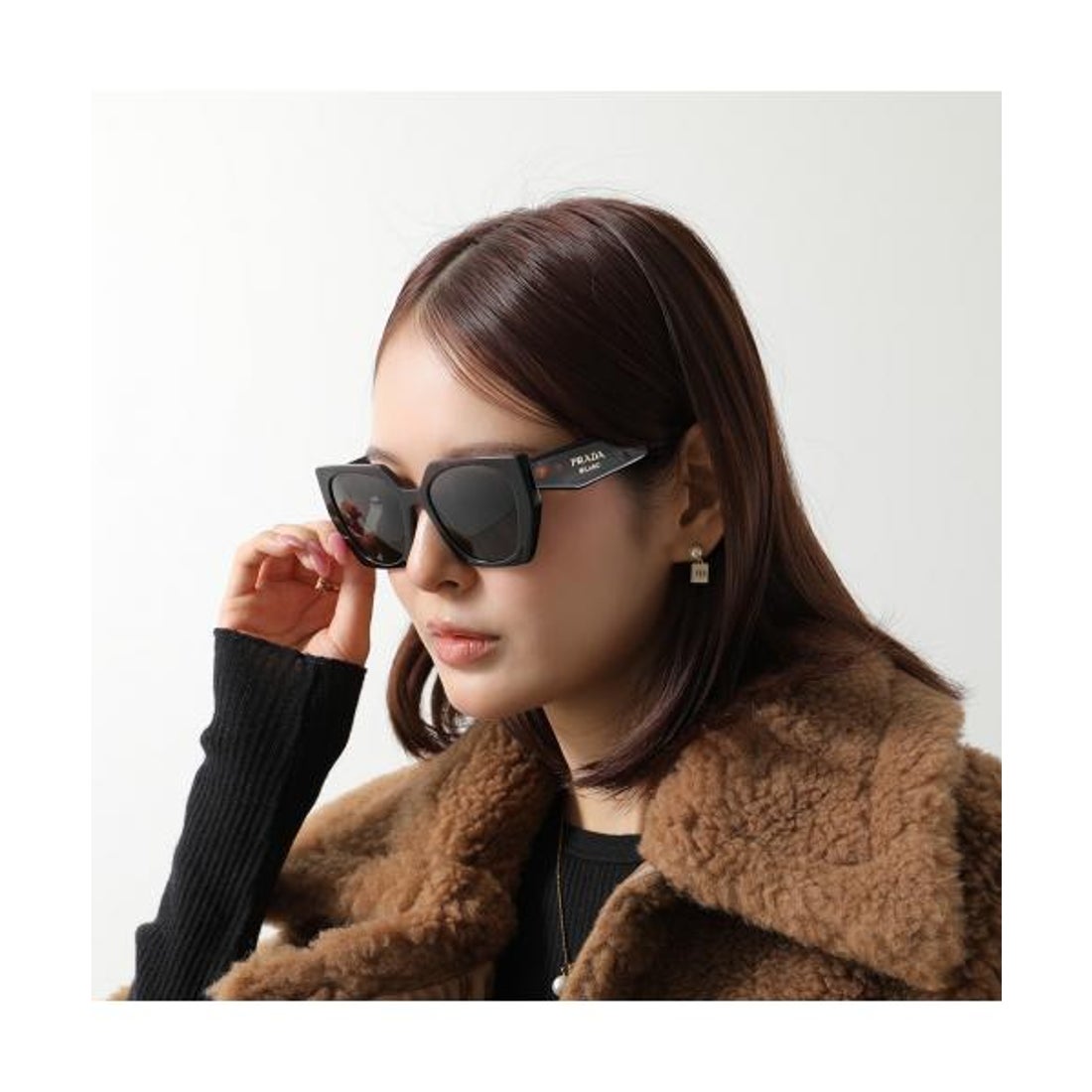 プラダ PRADA PRADA サングラス SPR 15W ウェリントン型 （24B-40L