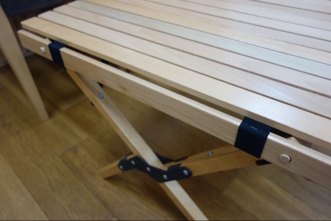 ハイランダーのロールトップテーブル120が4人家族にちょうどイイ