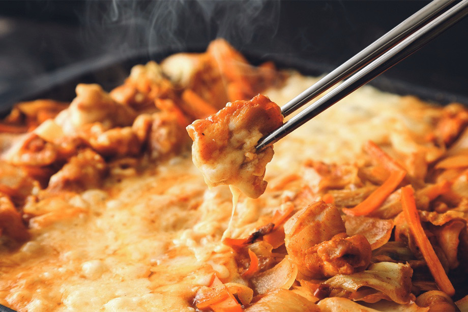 instagramのいいね！が爆発的に上がる】新大久保で絶品チーズタッカルビの