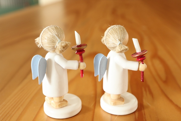 FL天使とキャンドル – ドイツ・ザイフェンの木のおもちゃ seiffen