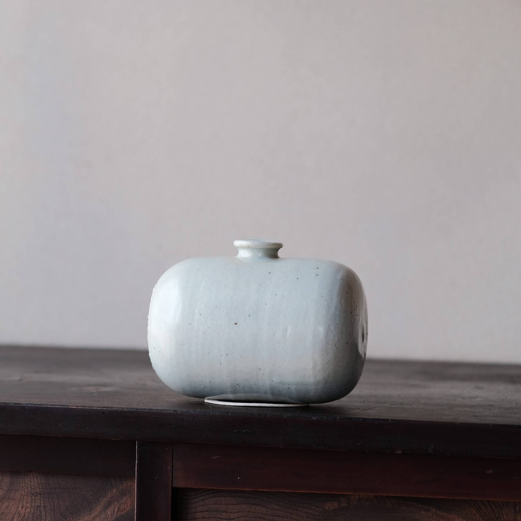 李氏朝鮮 白磁俵壺 | 骨董と詩学 Antique & Poetics | 蛇韻律