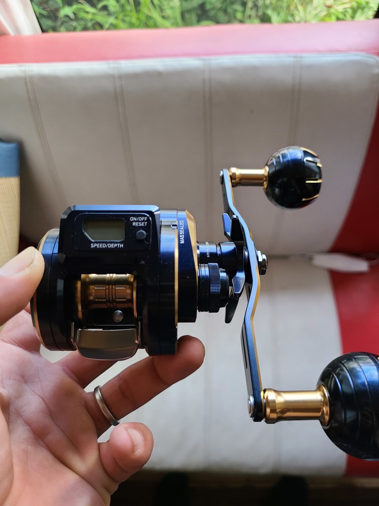 ダイワ ソルティガ IC 100H-DH 右ハンドル 23年追加モデル - 釣具の