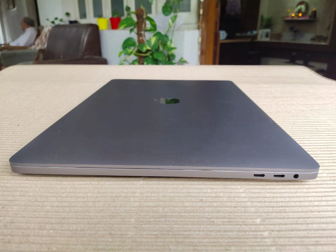 APPLE MACBOOK PRO A2141 | Intel Core i7, 2019 Model, 16GB RAM