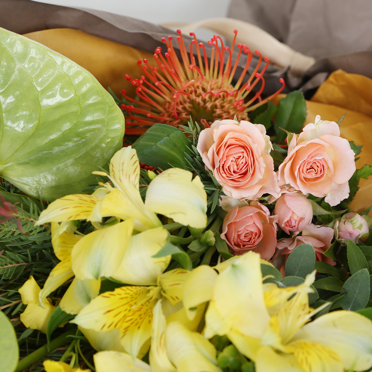 花束】XLサイズ｜黄色・オレンジ｜ブーケ｜誕生日／結婚記念日など