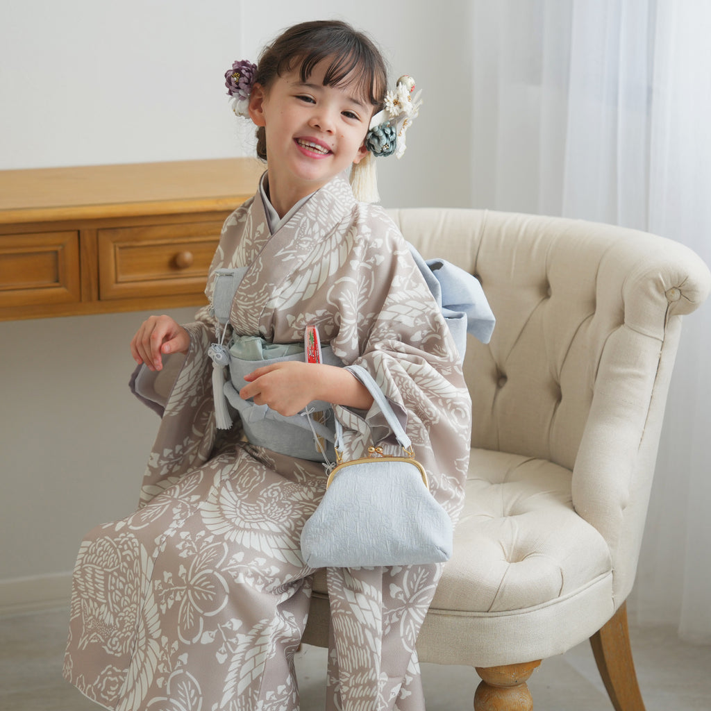 七五三着物 7歳 女の子 着物セット】販売品 四つ身 白茶鳳凰 ひよこ