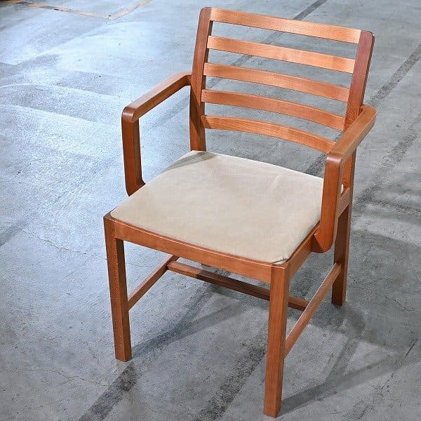 楽天市場】arflex「NU」11万 川上元美 オーク材 ダイニングチェアa