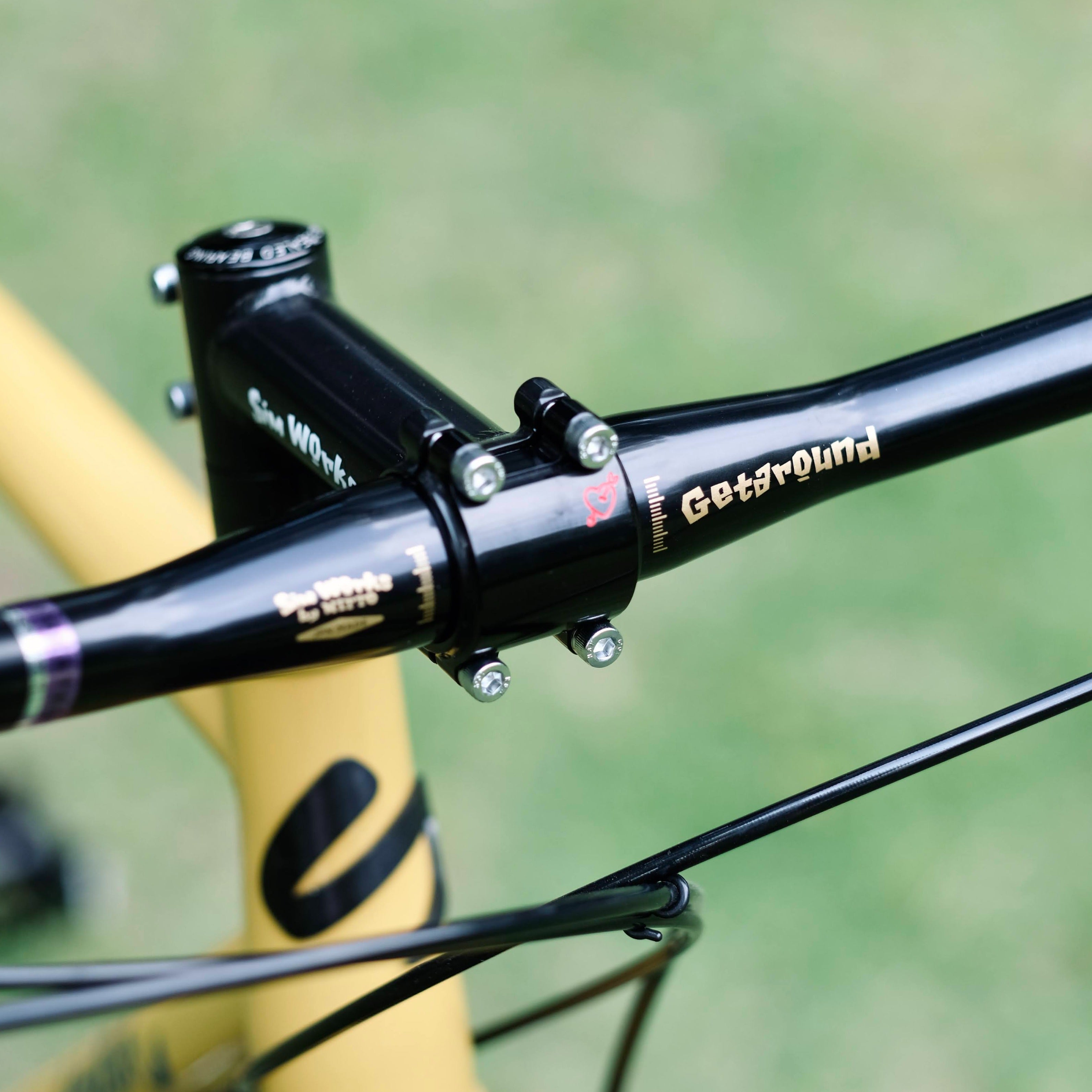 SIMWORKS Getaround Bar