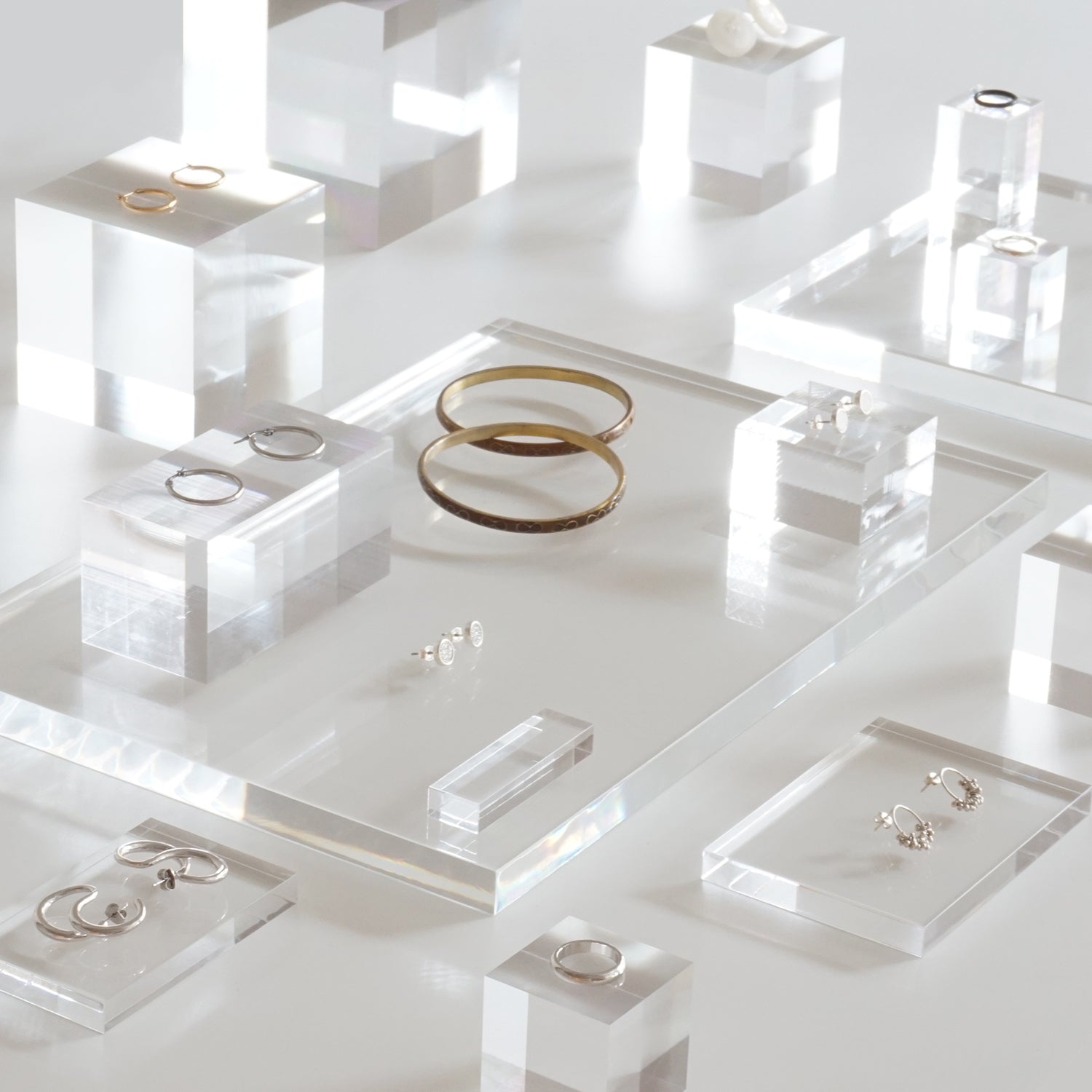 アクリルブロック 60角｜おしゃれな什器の企画・製造・販売 SHOP COPACK