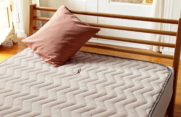 イヴ・サンローランパッドシーツ ベージュ 4400円 | 大進オンライン