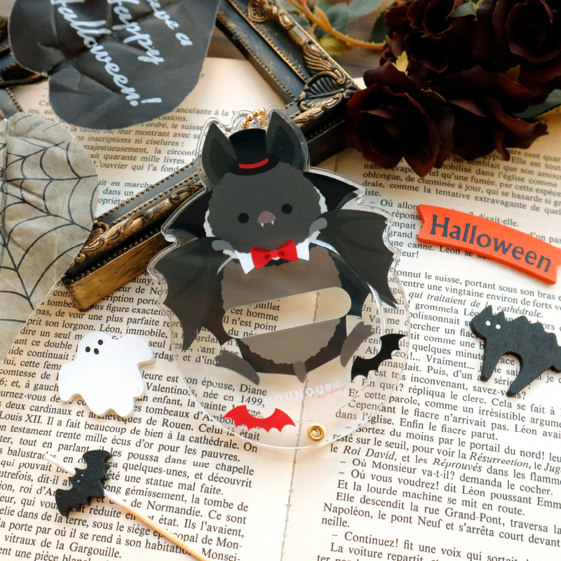 缶バッジアクリルフレーム アニマル ハロウィン ヴァンパイアこうもり