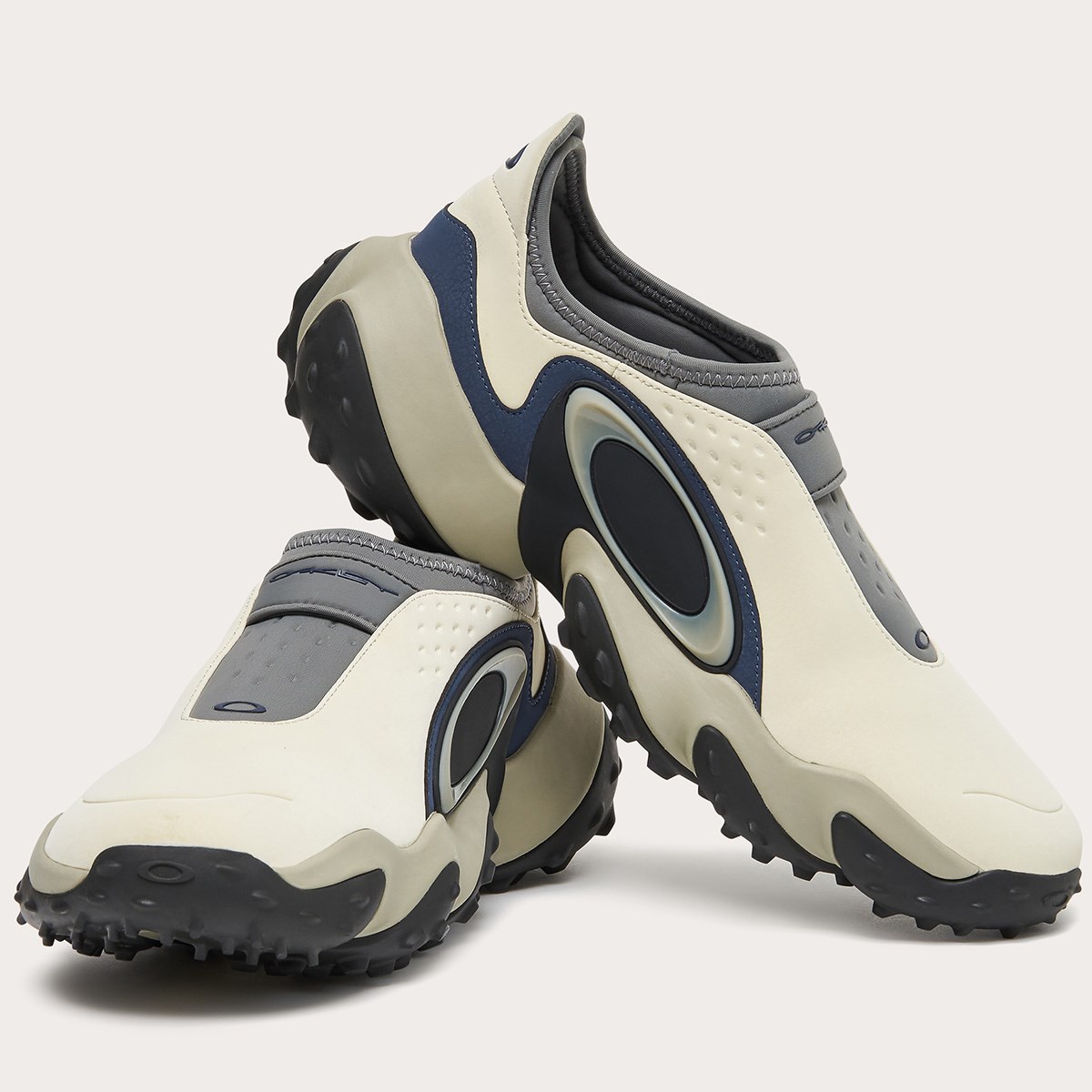 dショッピング |オークリー OAKLEY EDGE ICON スパイクレス ゴルフ