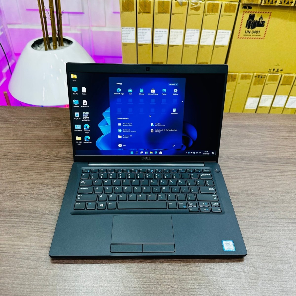 Dell Latitude 7290 - 8th Gen. Intel Core i5 - 256GB SSD - 8GB RAM