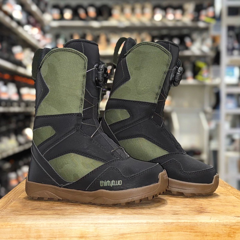 ラスト1点】 【OUTLET】23-24 THIRTYTWO KIDS BOA カラー:BLACK CAMO