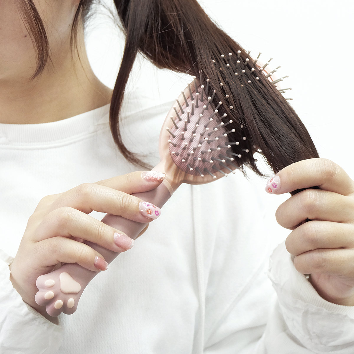 ヘアブラシ 肉球ヘアブラシ 猫 （ ブラシ コーム くし 櫛 柄付き 24cm