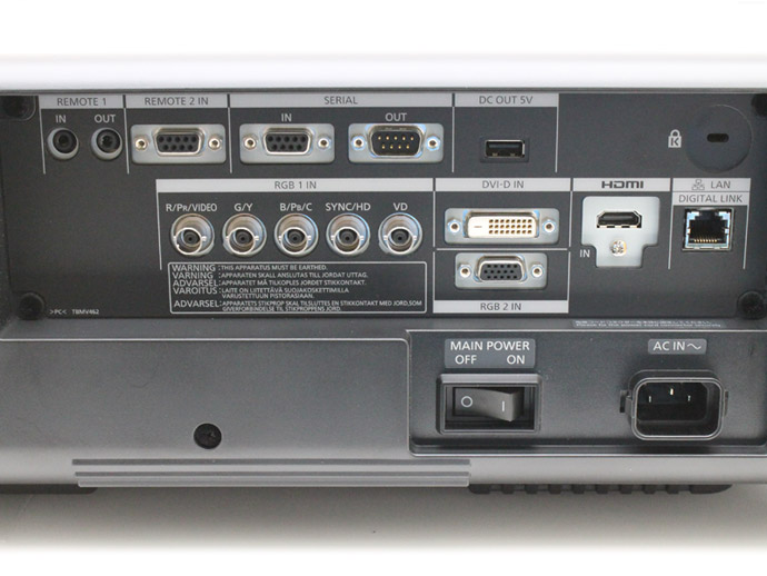 Panasonic（パナソニック） プロジェクター Panasonic PT-DX820JB