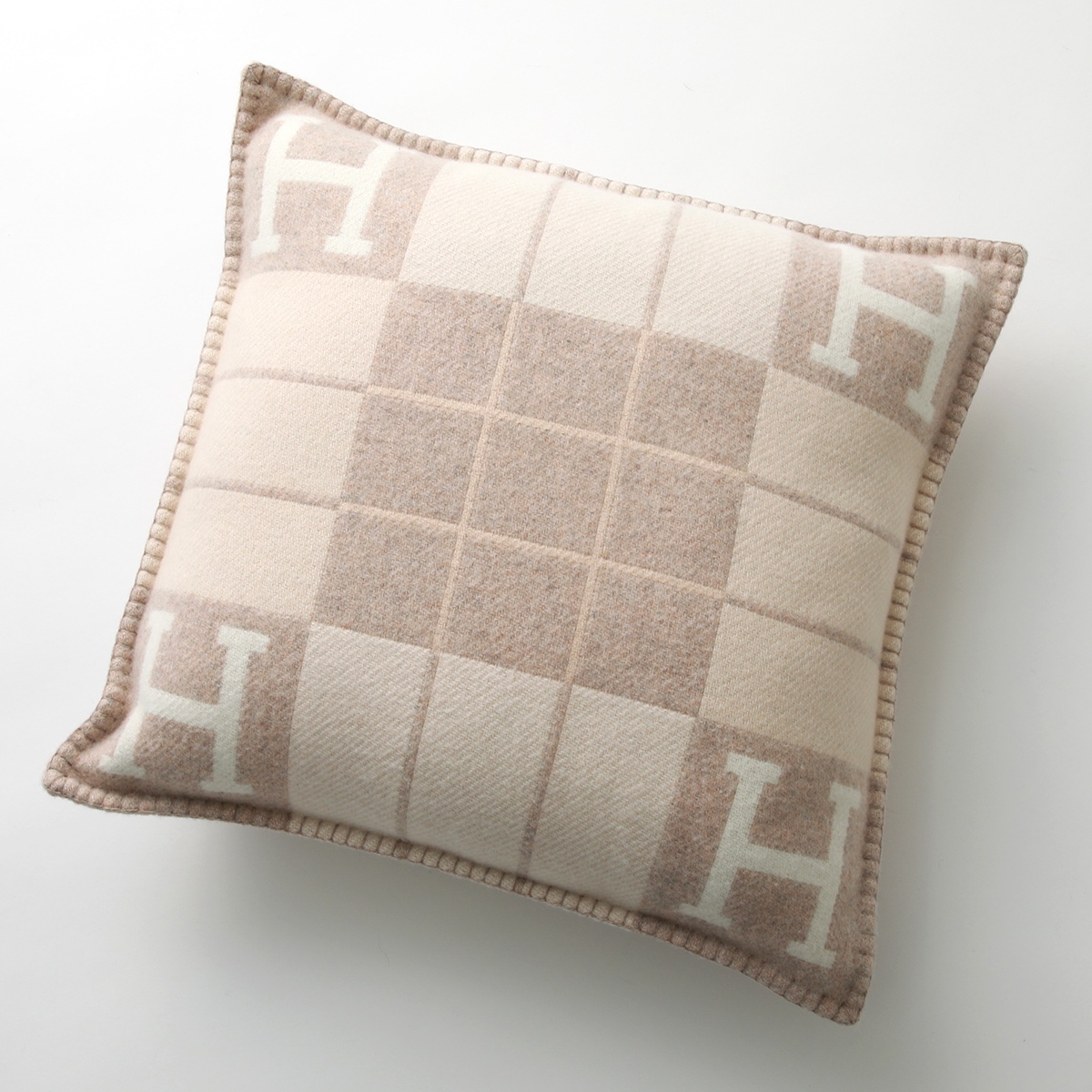 HERMES（エルメス） クッション アヴァロン CUSHION AVALON PM 50×50