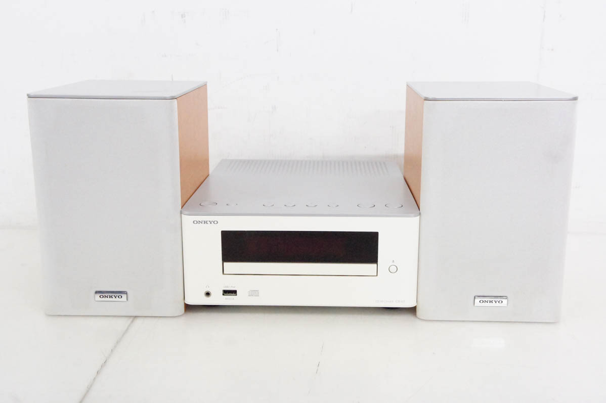 中古 ONKYOオンキヨー CDチューナーアンプシステム X-U1(W) ミニコンポ