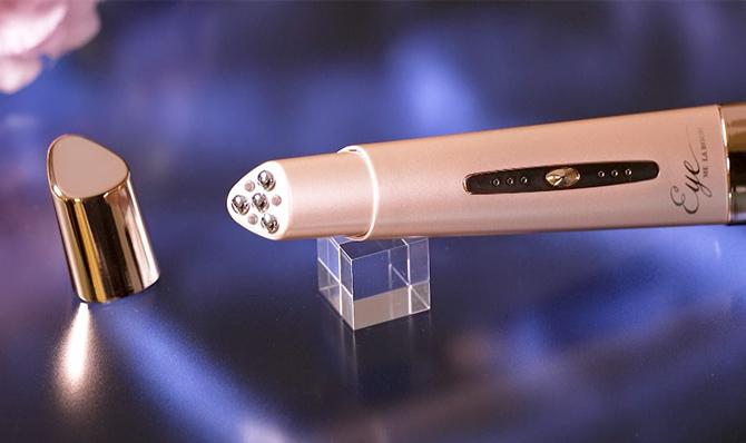 IKKOプロデュース MEラボンアイ / IKKO 目元美顔器 目 美顔器 美容