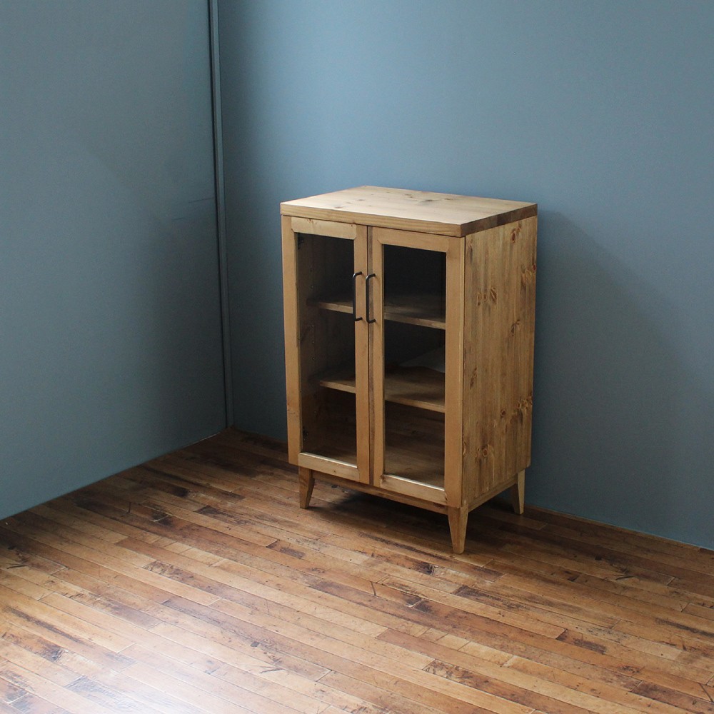 キャビネット 幅60センチ パイン無垢 アイアン 収納家具 食器入れ