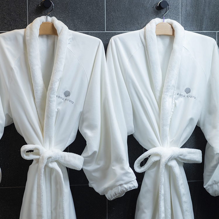 ROKU KYOTO, LXR Hotels & Resorts オリジナル バスローブ:ROKU KYOTO