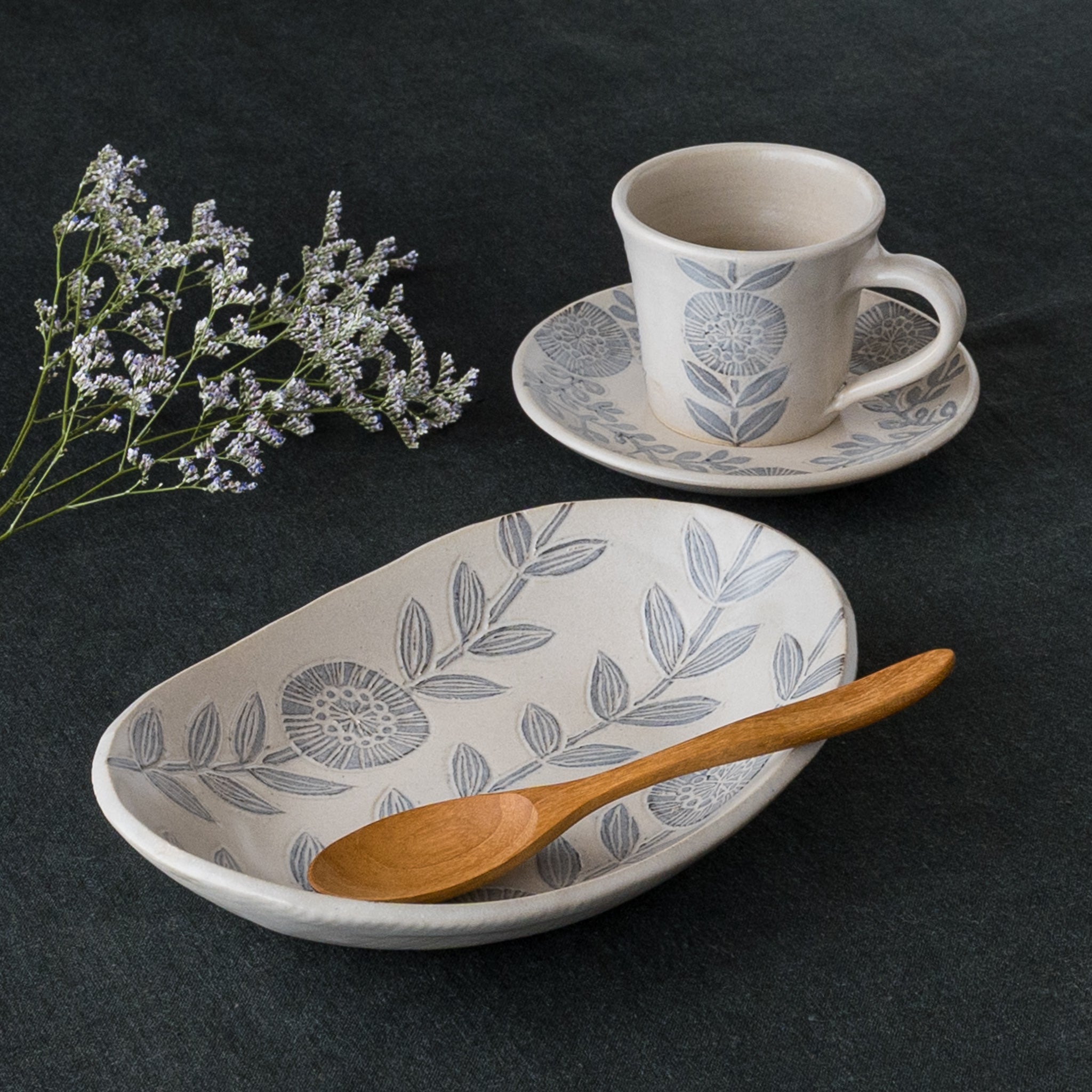 作家 松崎麗 楕円皿 グレー｜作家もののうつわ通販 四季折折 – 四季折