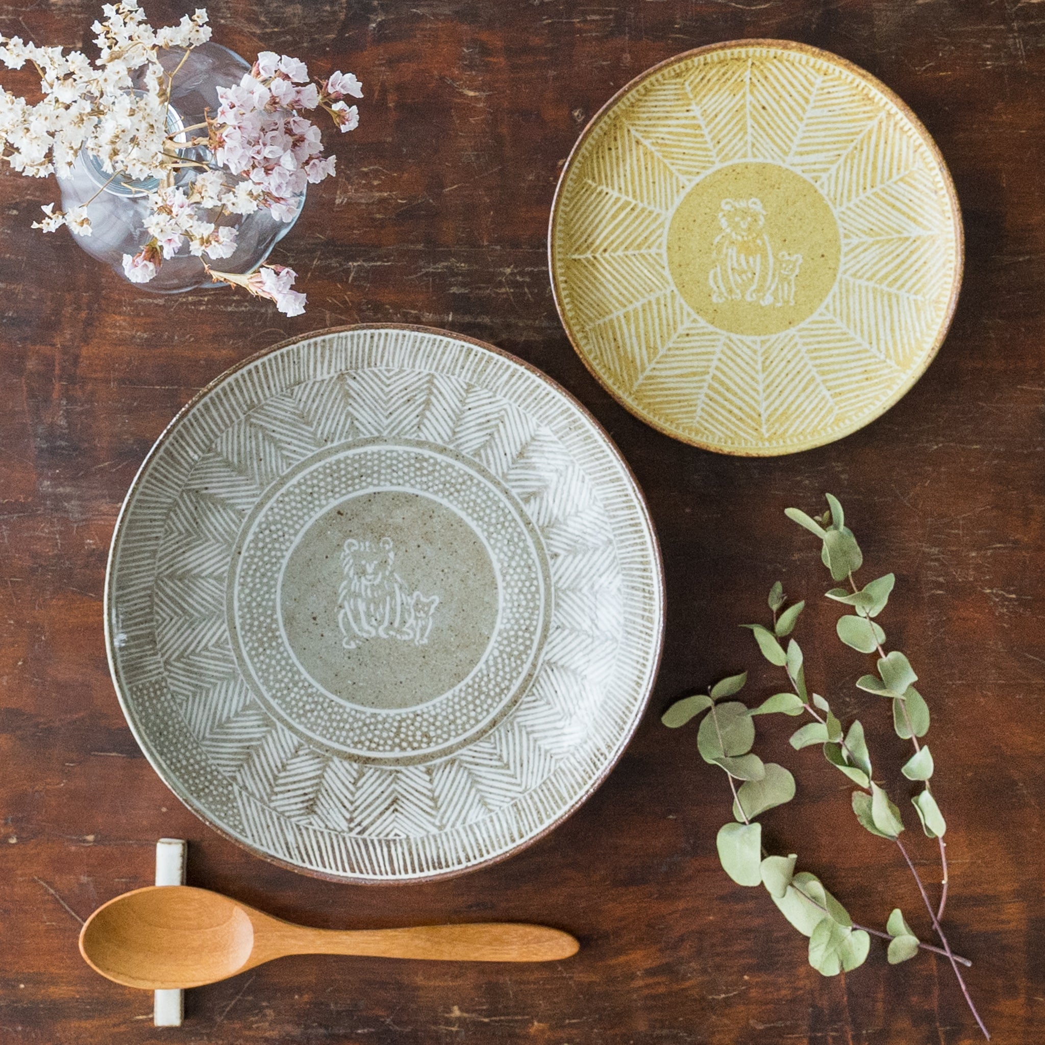 作家 濵田綾音 クマの親子7寸中皿 グレー｜和食器通販 四季折折 – 四季