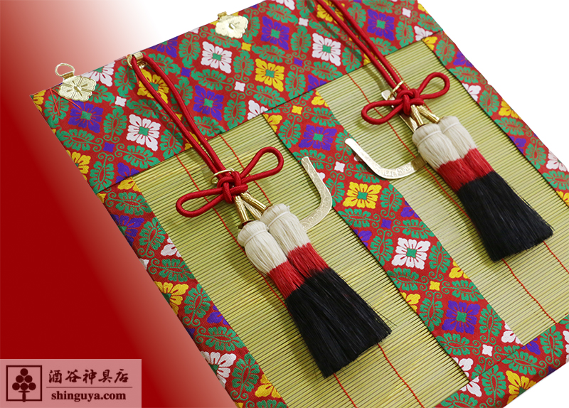 御簾 本大和錦（本倭錦）赤 37×39.5㎝ 麻房付 | 別注品 | 神具・祭具