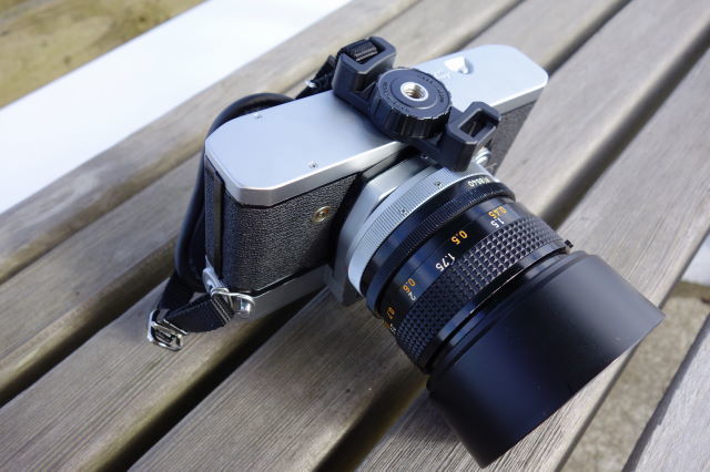 ついに沼へ入水 キヤノン FTb + FD 50mm F1.4: 弘法よ、筆は選べ