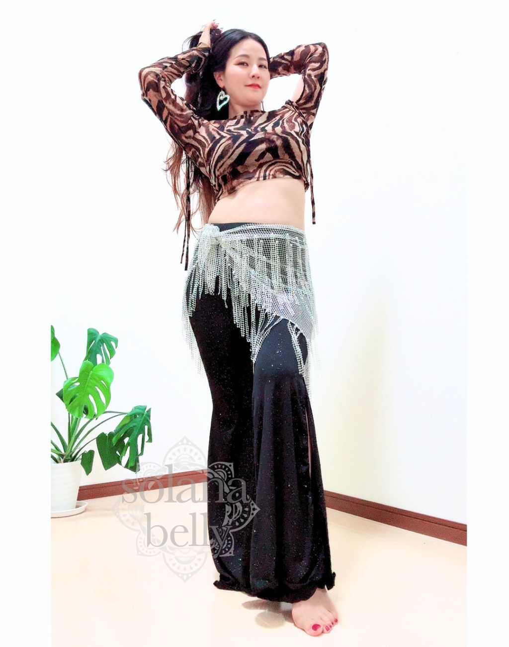 送料無料】ラメがきらめくワイドパンツセットアップ｜ベリーダンス衣装