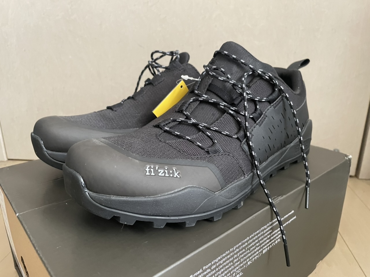 レビュー】街乗りに最適なお洒落で歩きやすいSPDシューズ『Fizik