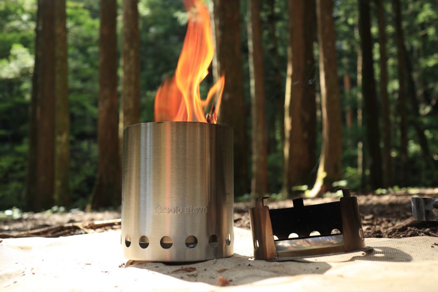 SOLO STOVE】ソロストーブ｜抜群の高火力！『二次燃焼』が美しい円筒形