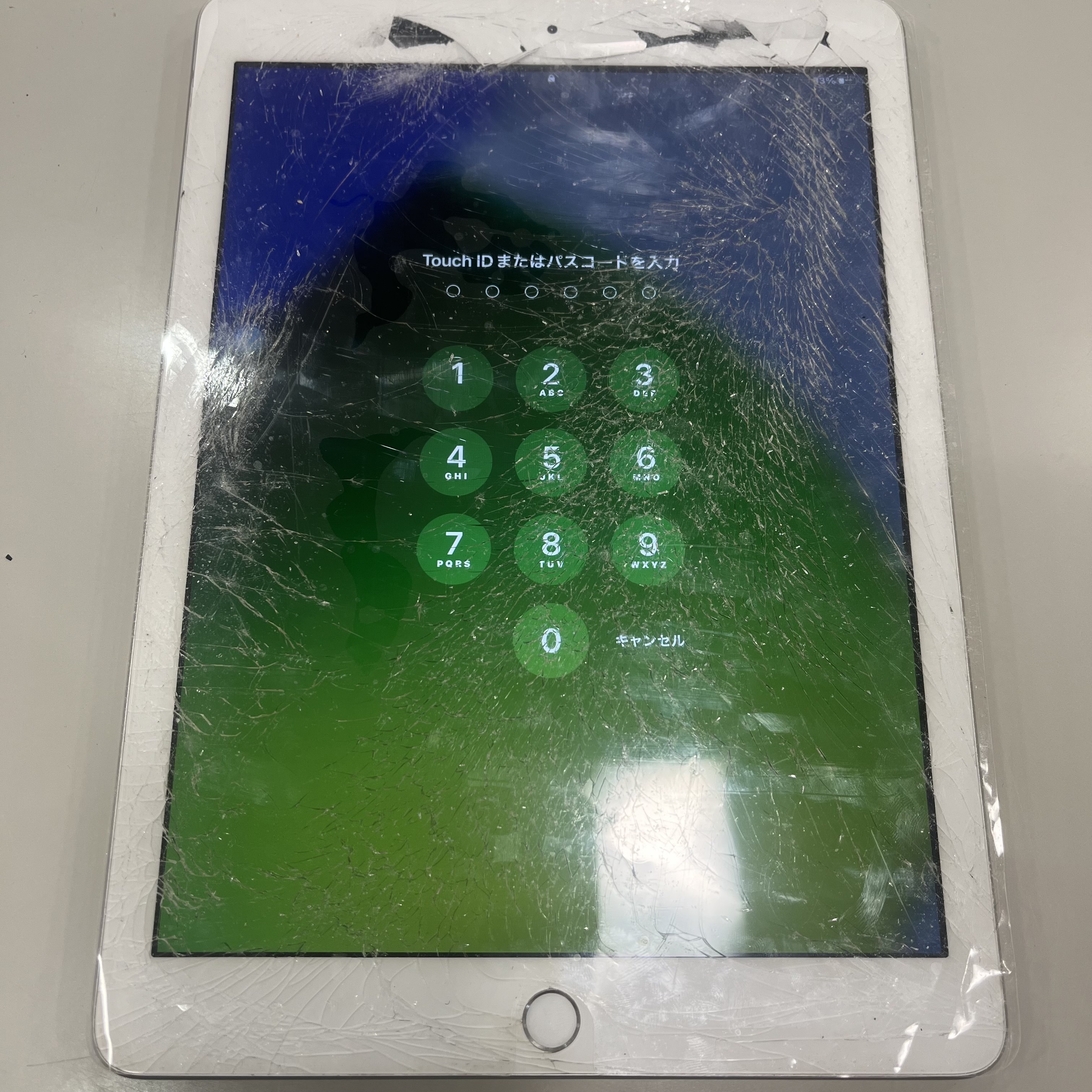 iPad第9世代】画面修理即日修理承りました！-スマホクリニック 立川店